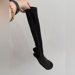 SKIMS slipper socks black size 39/9